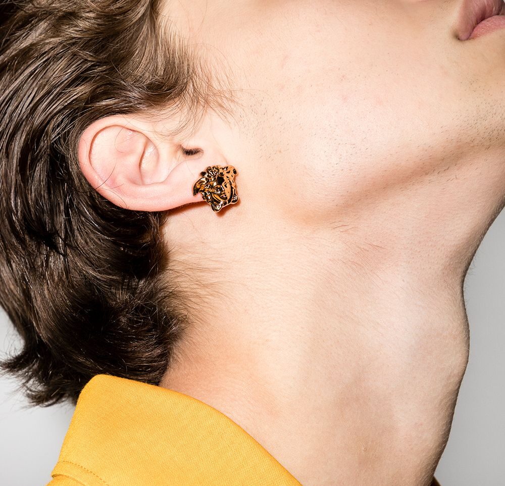 Which ear is the gay earring? Which ear is the straight ear