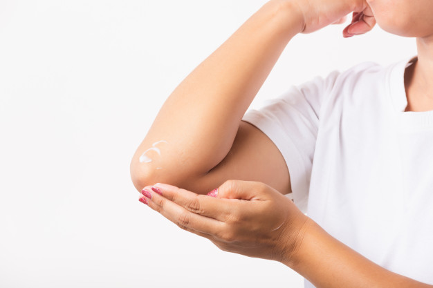 Blackhead Removal Dubai | Fattanclinic.com Blackhead Removal Dubai | Fattanclinic.com