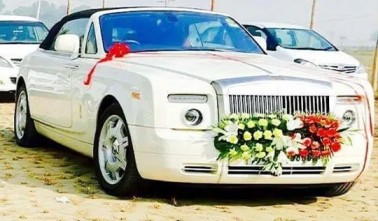 Rolls Royce car in Jaipur