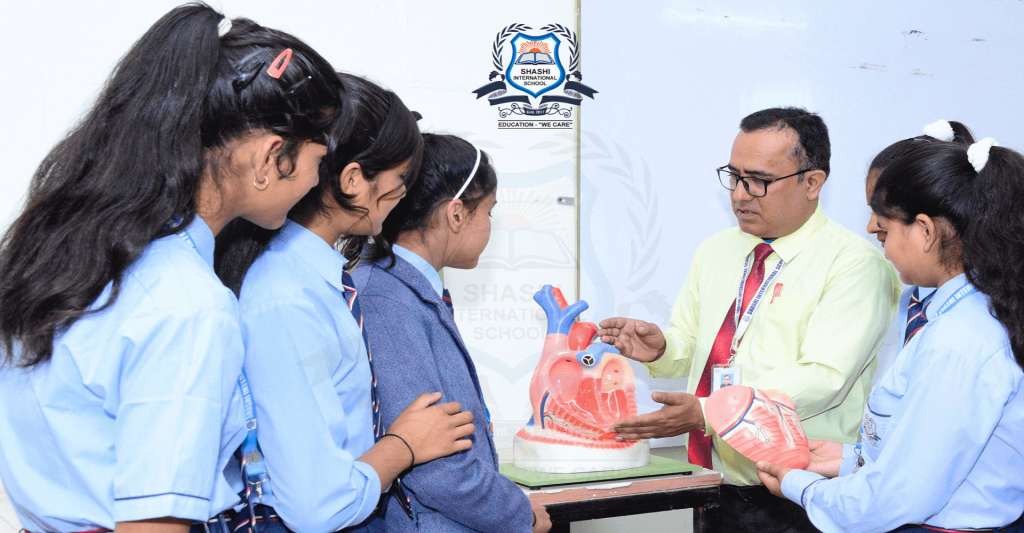 Top International Schools in Tundla | ShashiEdu.com