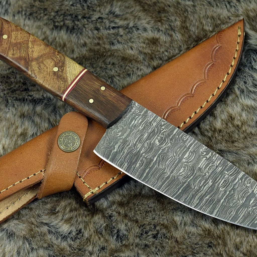 Damascus Steel Pocket Knife: Everyday Carry with Style