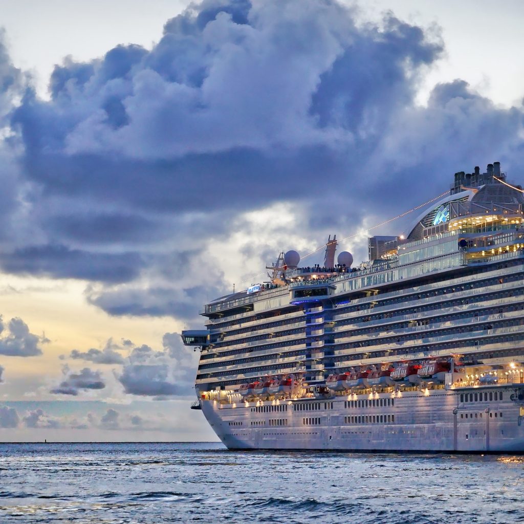 Ocean Outfit & Marine Outfitting: Practical Gear for Seafarers Ocean Outfit & Marine Outfitting: Practical Gear for Seafarers