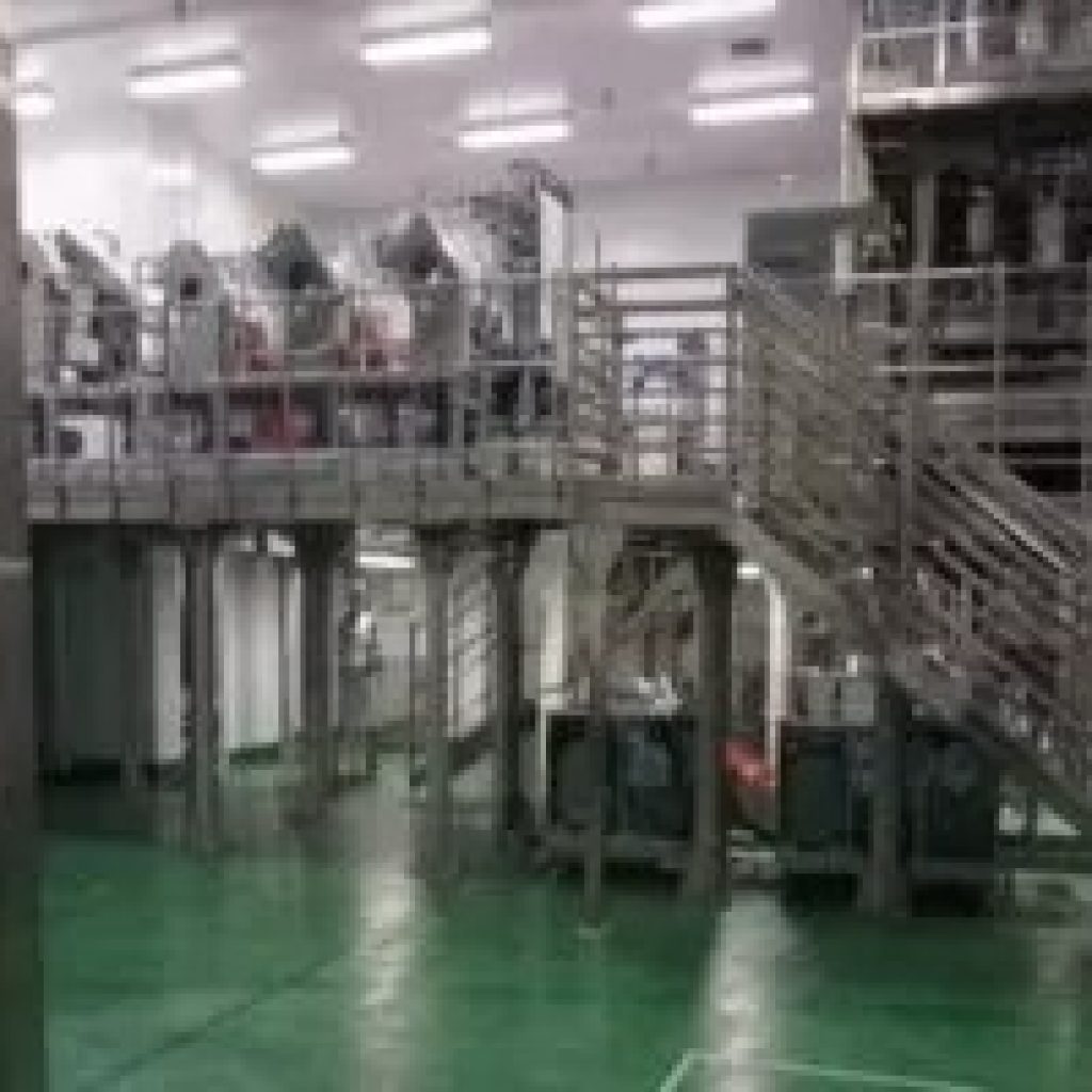 Commercial Kitchen Epoxy Flooring That Withstands Heavy Use