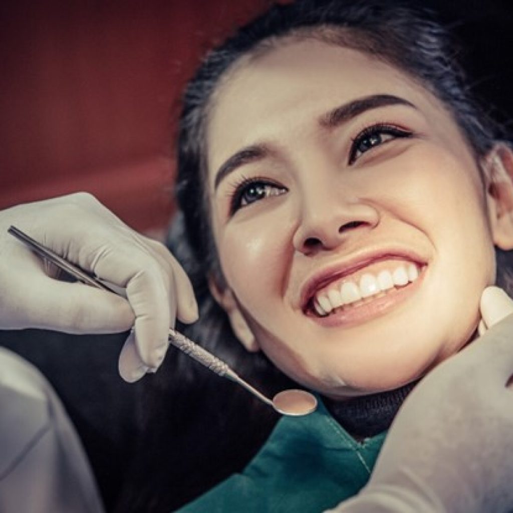 Clear Aligners for Adults: Subtle, Effective Teeth Straightening