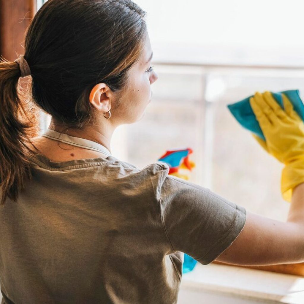 Premium housekeeping maintenance service that keeps spaces spotless