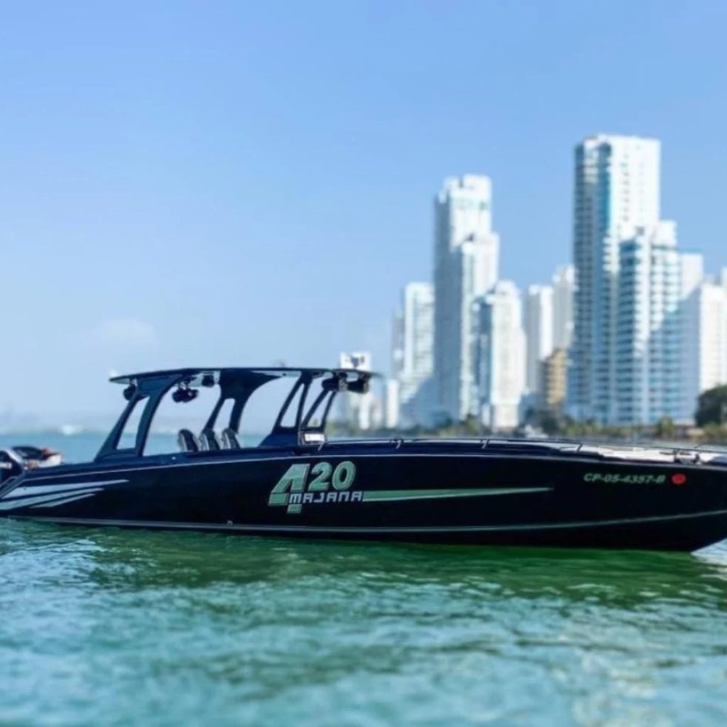 Unforgettable Caribbean Yacht Party in Cartagena