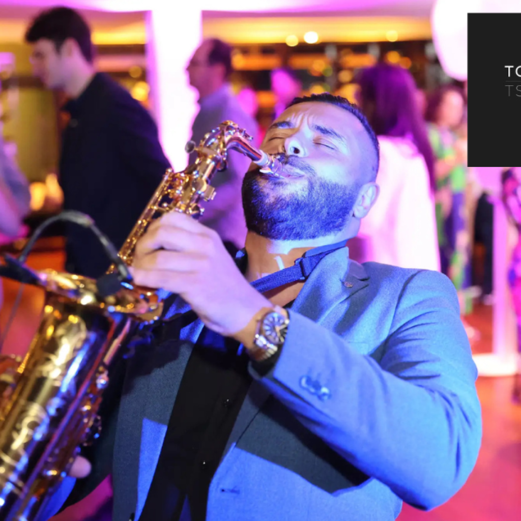 Elegant Wedding Saxophonist for Your Sydney Event