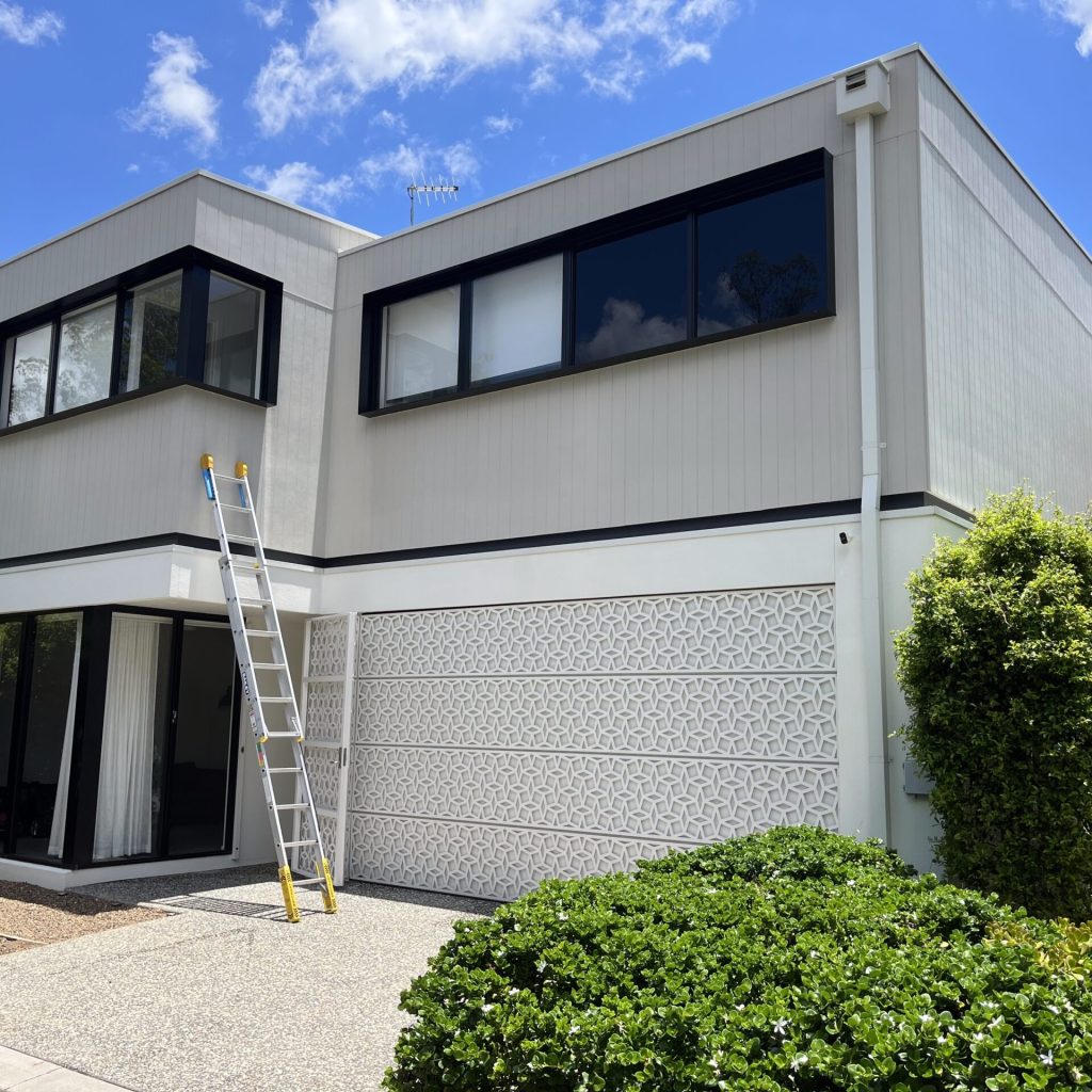 Expert Solar Panel Cleaning in Brisbane for Peak Performance