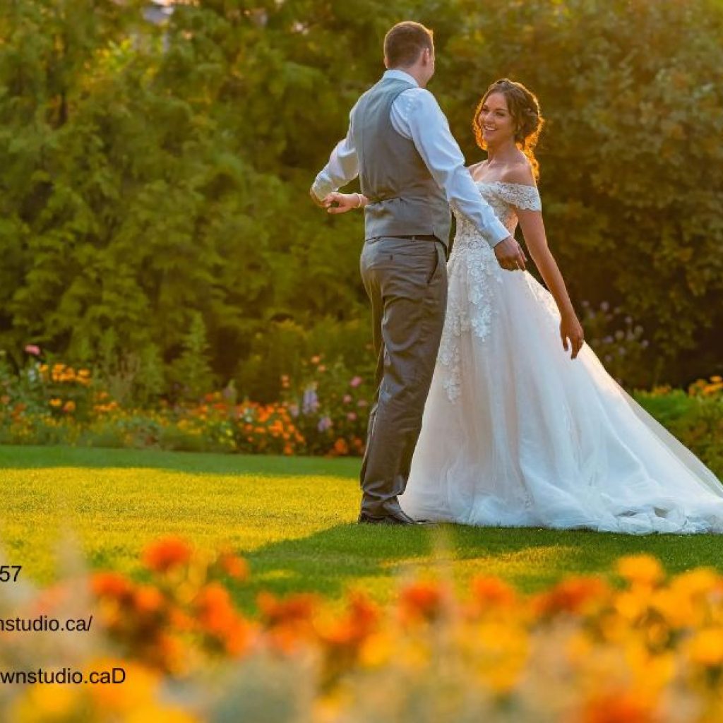 Kelowna Portrait Photographers | Brownstudio.ca