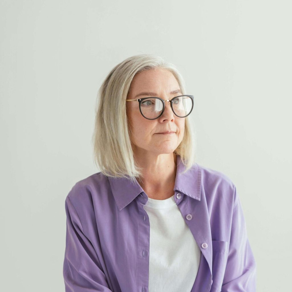 Women purchase premium frames using Brand Glasses For Women Near Me