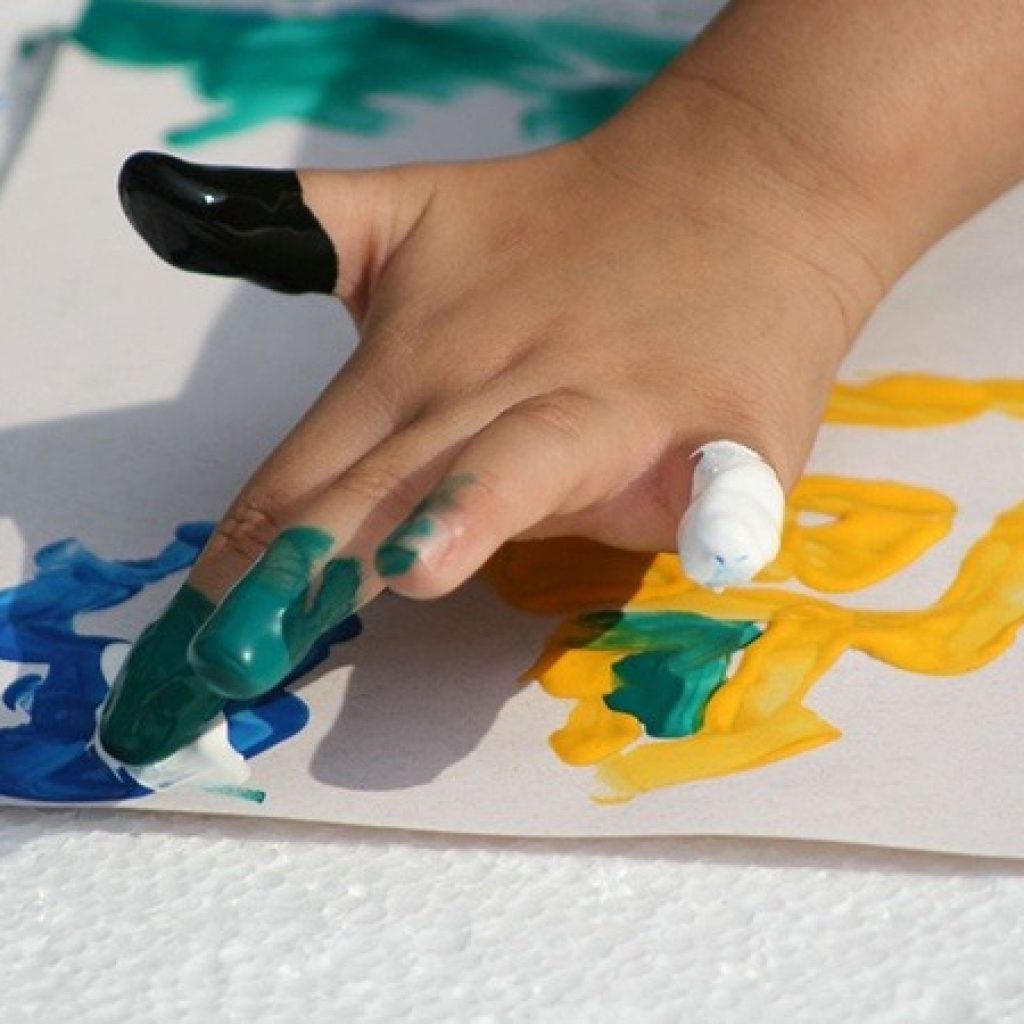 Discover Online Art Therapy in Quebec with Expert Therapists