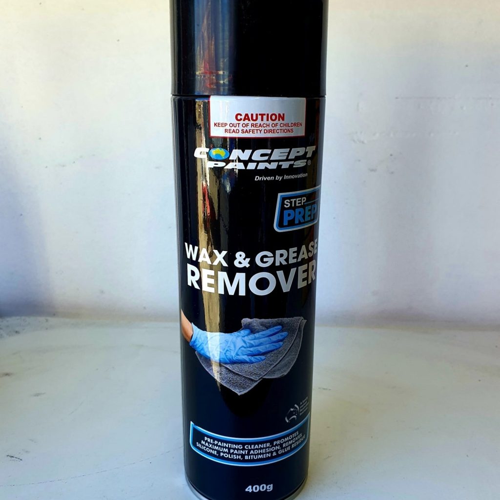 Durable Engine Paint in Soft Cream for Cummins Vehicles Durable Engine Paint in Soft Cream for Cummins Vehicles