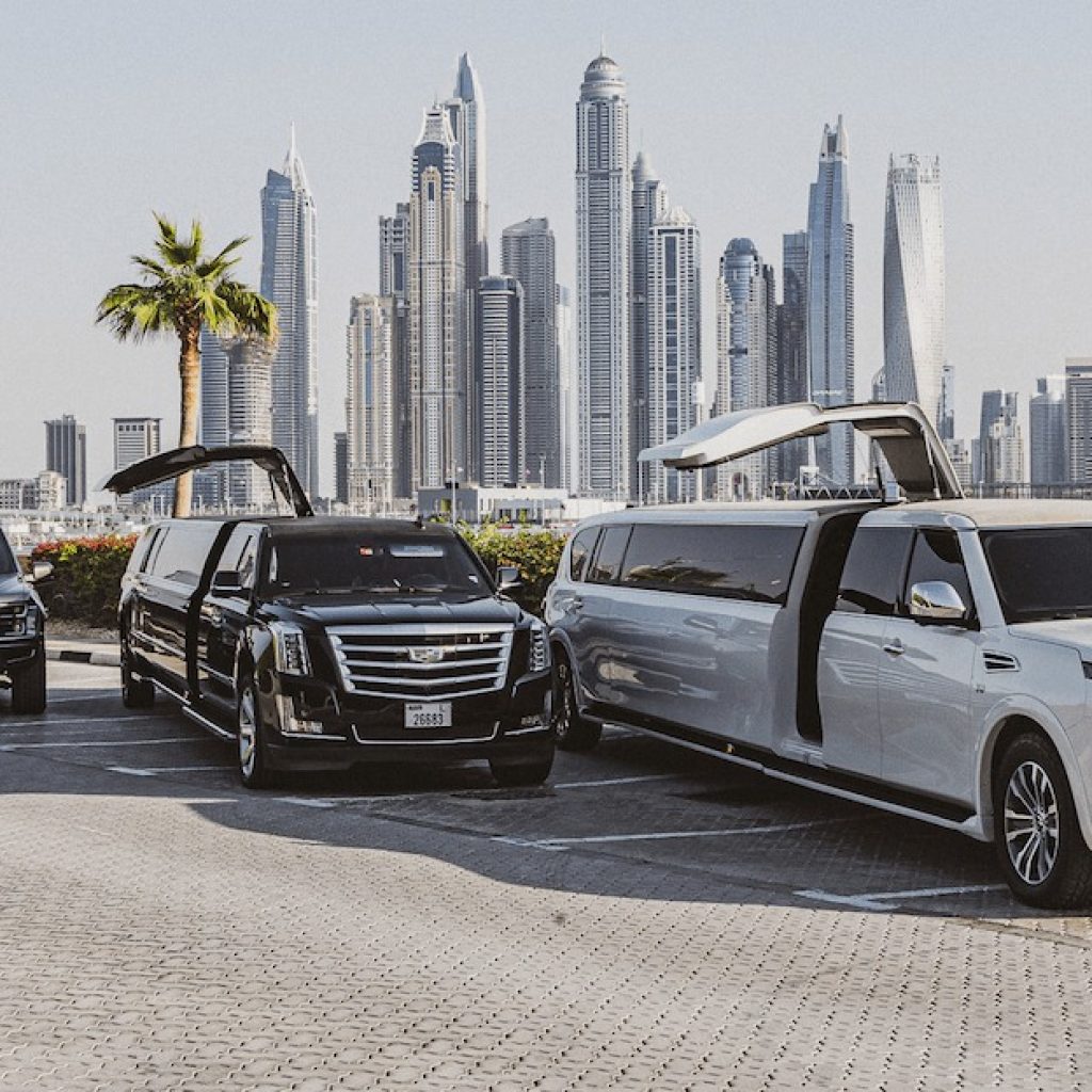 Celebrate in Style: Dubai Birthday Limo Experiences Celebrate in Style: Dubai Birthday Limo Experiences
