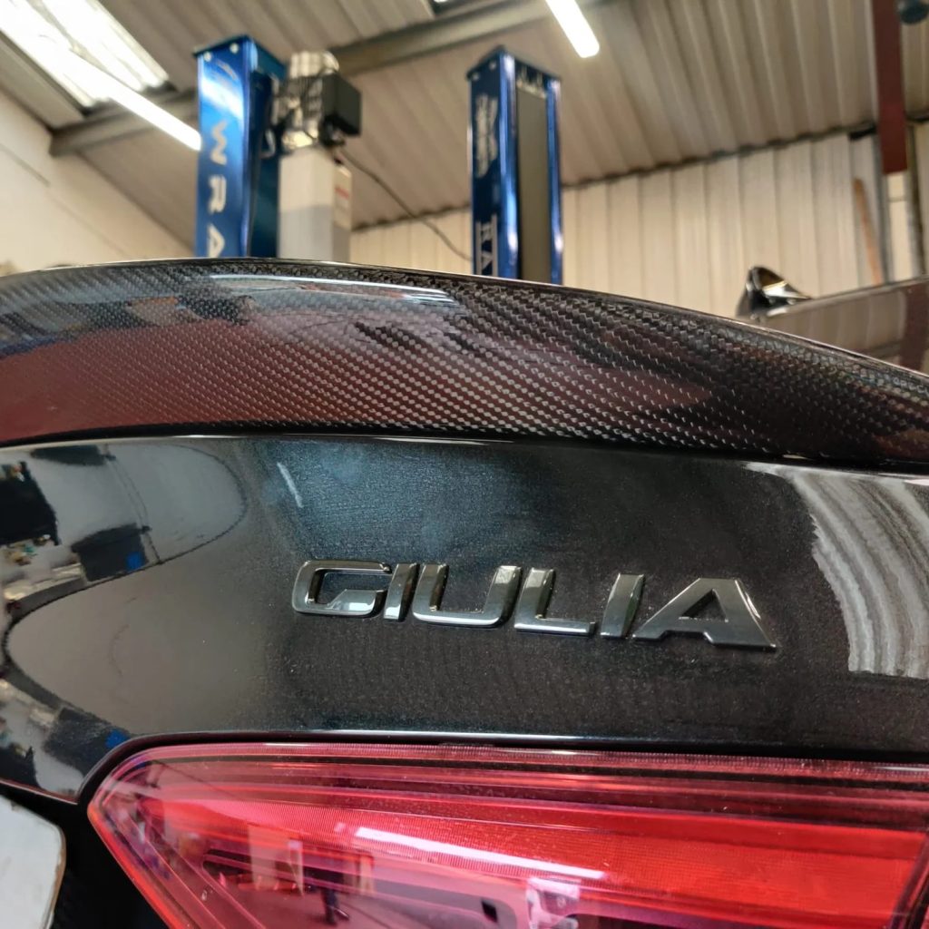 Elevate Your Range Rover Sport with a Precision Bonnet Upgrade Elevate Your Range Rover Sport with a Precision Bonnet Upgrade