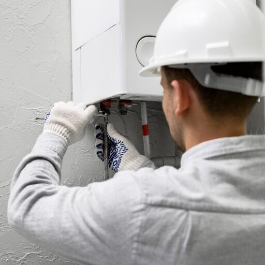 Efficient Hot Water Solutions for Homes in Arizona’s Desert City Efficient Hot Water Solutions for Homes in Arizona’s Desert City
