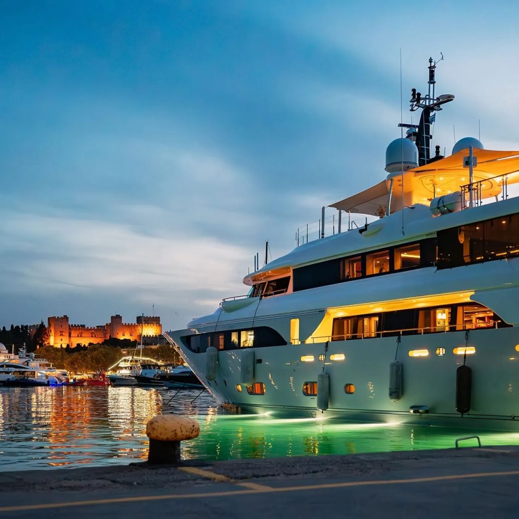 Expert Boat Air Conditioning & Refrigeration in Florida Expert Boat Air Conditioning & Refrigeration in Florida