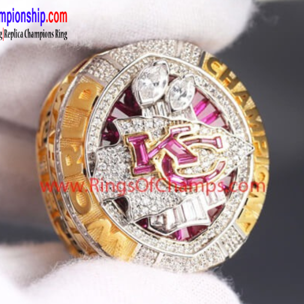 Own a stunning Buccaneers-inspired Championship Ring keepsake