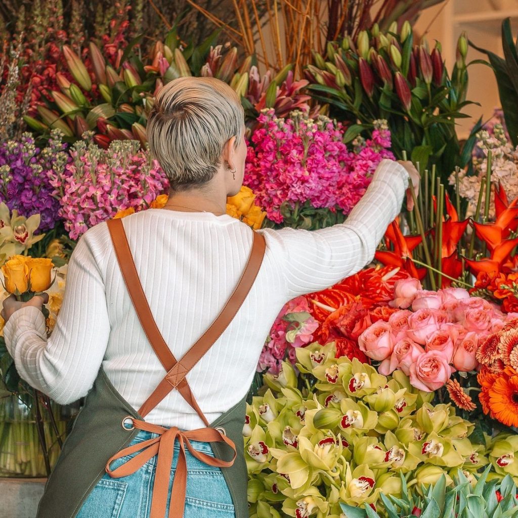 Say It with Flowers: Premium Delivery to Your Doorstep