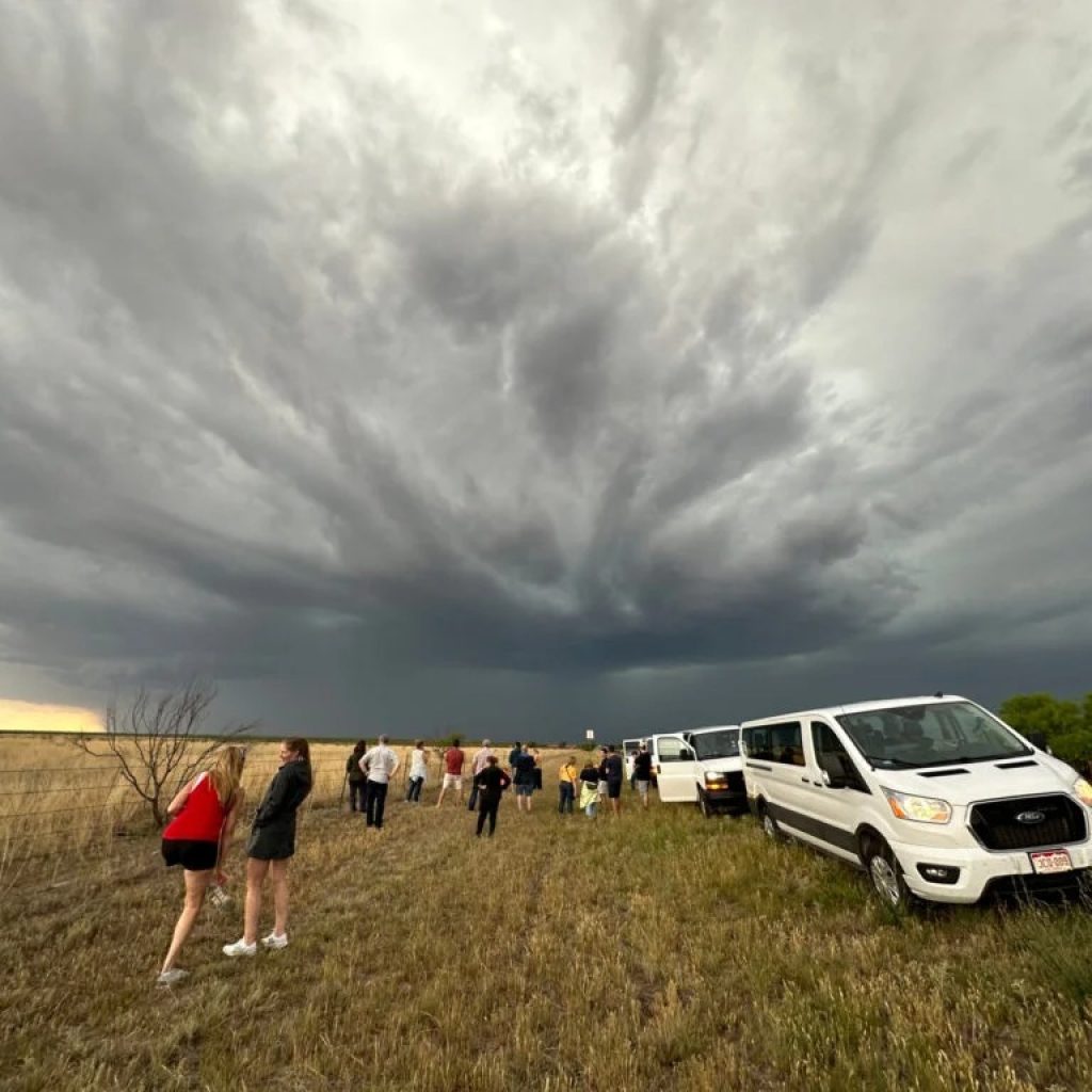 Ride Along with Storm Chasing Pros for an adrenaline-fuelled adventure