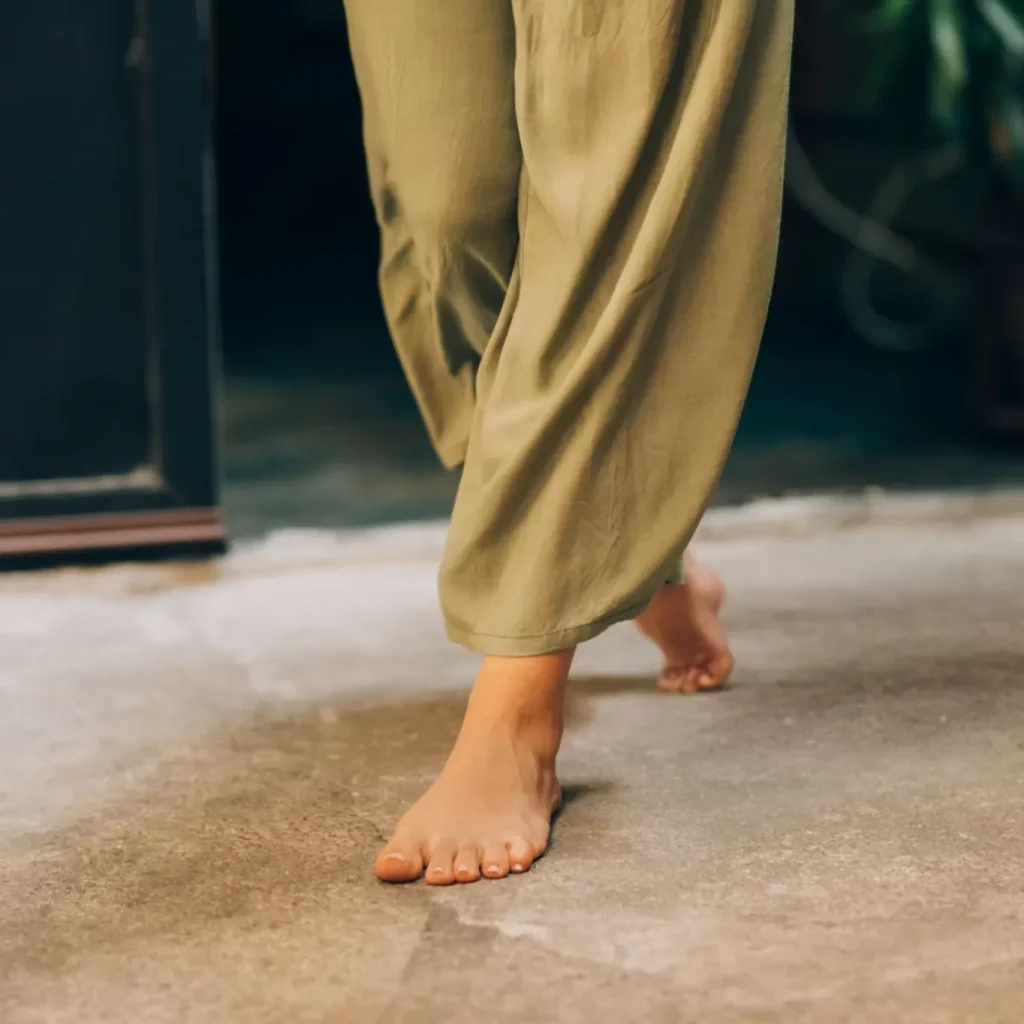 Caring for Your Feet with Diabetes: Practical Tips and Guidance Caring for Your Feet with Diabetes: Practical Tips and Guidance