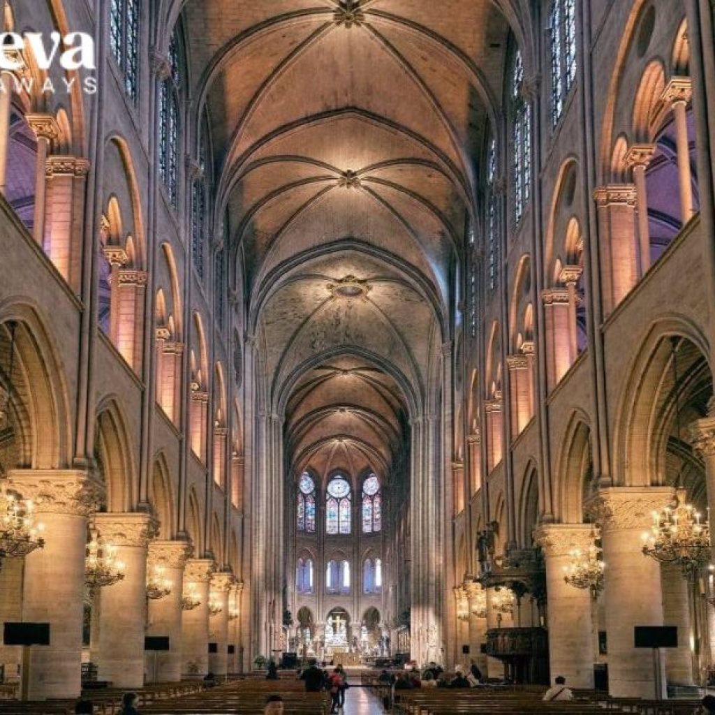Book a Guided Notre Dame Tour: Easy, Fast, Reliable